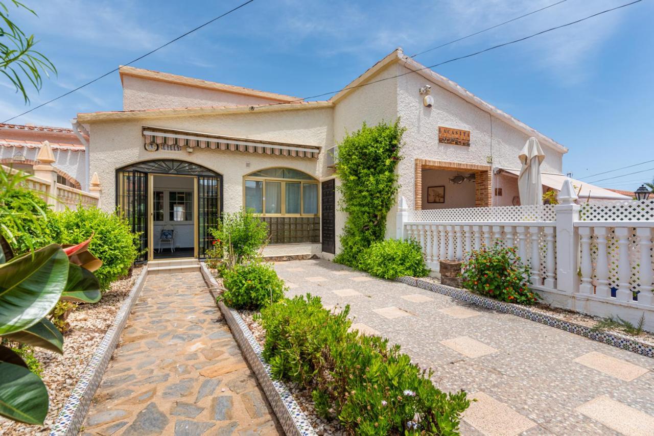 Beautiful House With Sea Views And Private Pool Villa ตอร์เรเวียคา ภายนอก รูปภาพ